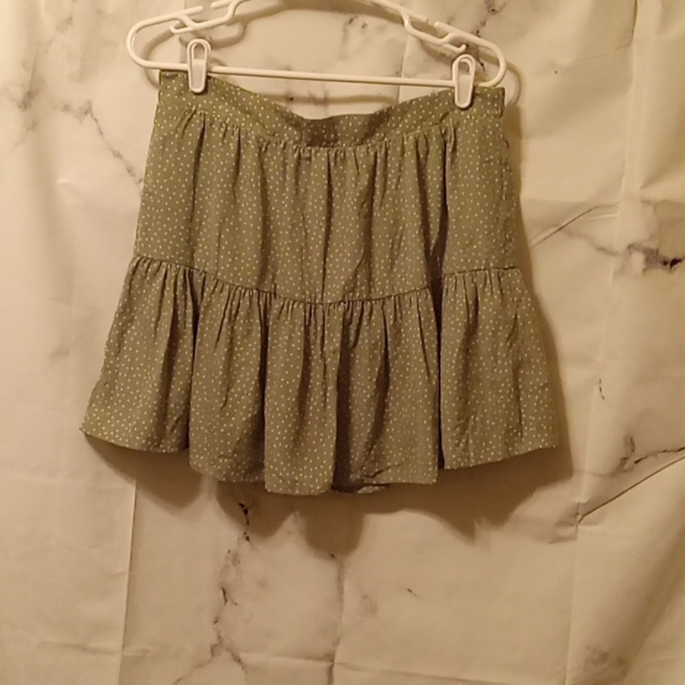 Sage The Label mini skirt Lg 💚💚💚💚